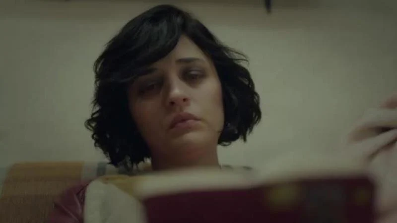 Кадры из сериала Мама 8 серия 1 сезон (2016)